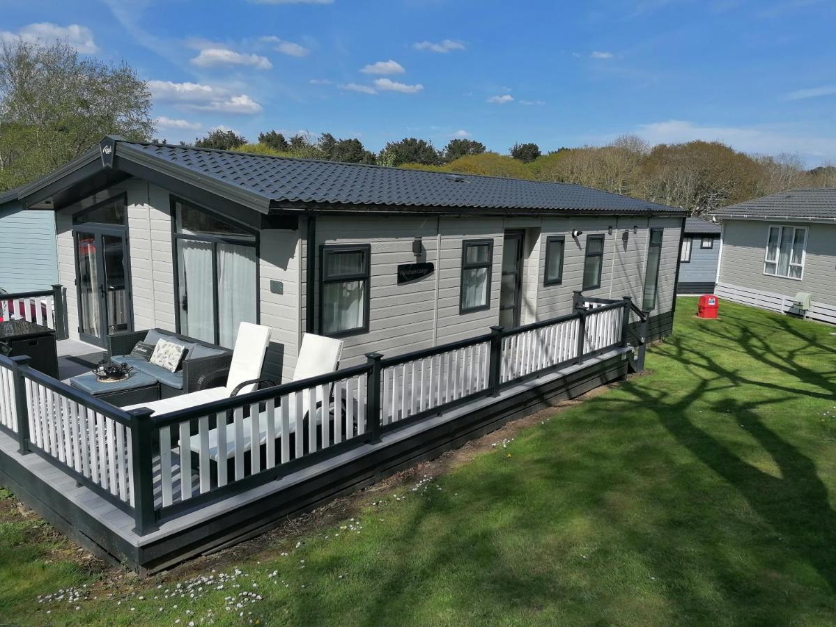 Luxury Lodge On Edge Of New Forest And 800M From Sea Entertainment And Leisure Passes Included Мілфорд-он-Сі Екстер'єр фото